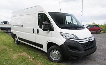 Renault Trafic a chassis surabaisse